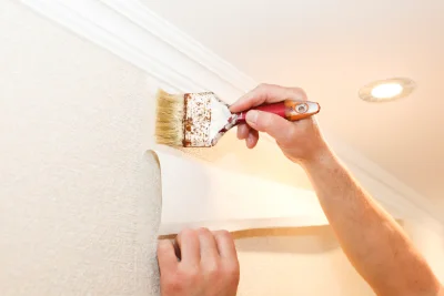 Pose de papier peint à Plounévez-Quintin — revêtements muraux et toiles de verre